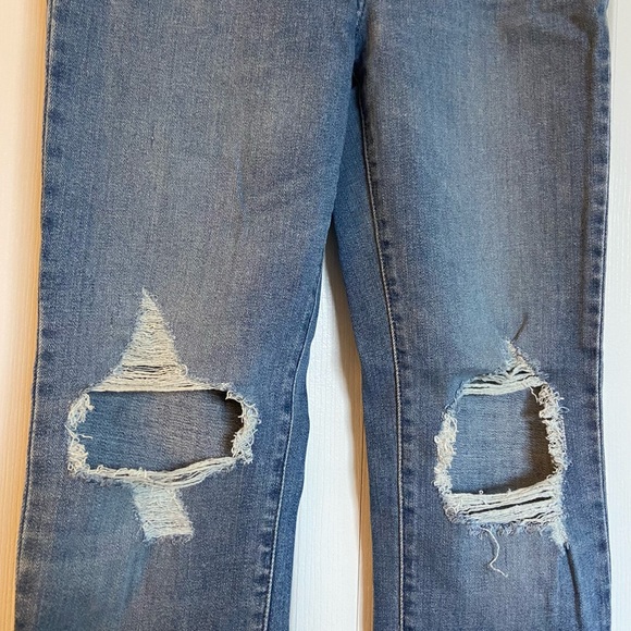 Levi’s High Rise Straight Crop Jeans - Picture 10 of 10